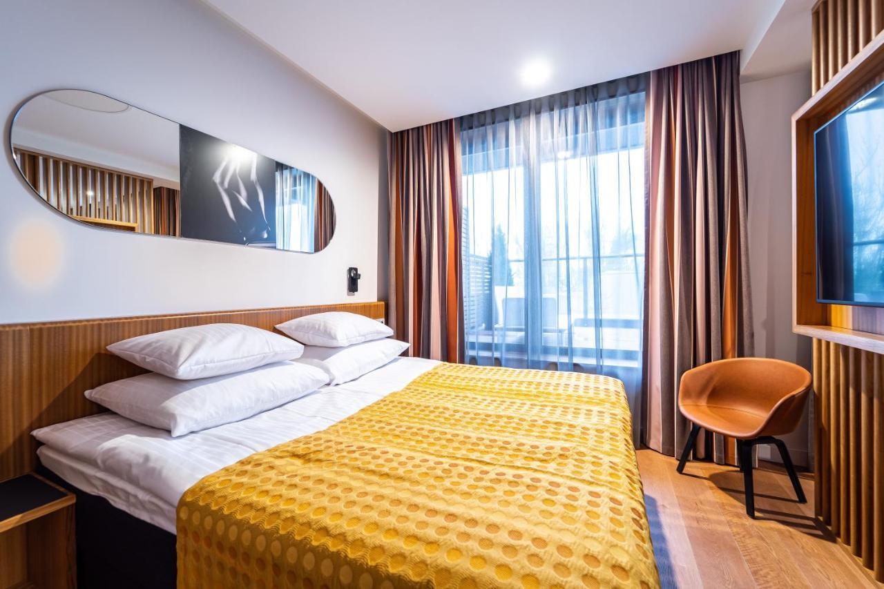 Hestia Hotel Kentmanni Tallinn Exterior photo
