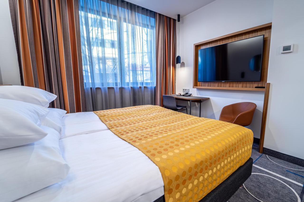 Hestia Hotel Kentmanni Tallinn Exterior photo